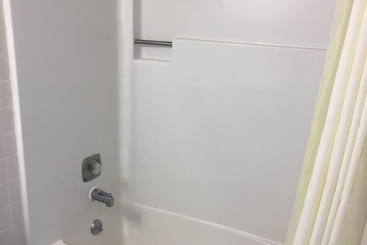 Room 21 of 44