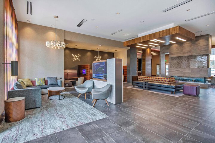 Courtyard by Marriott Raleigh Cary / Parkside Town Commons