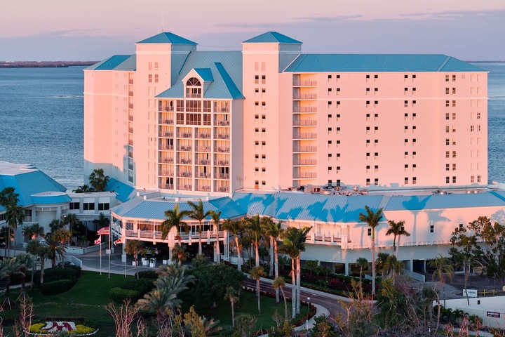 Hotel 3 of 106
