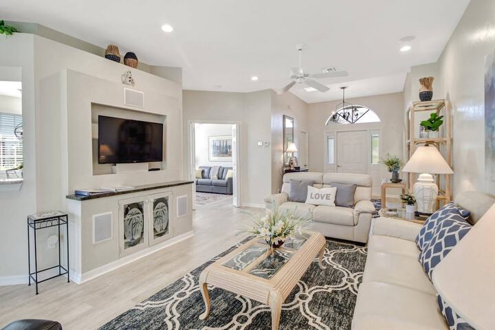 20879 Villareal Way