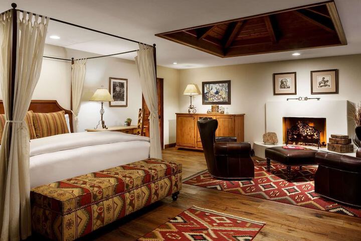 Hermosa Inn