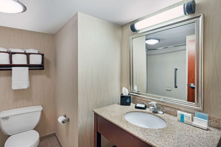 Room 9 of 21
