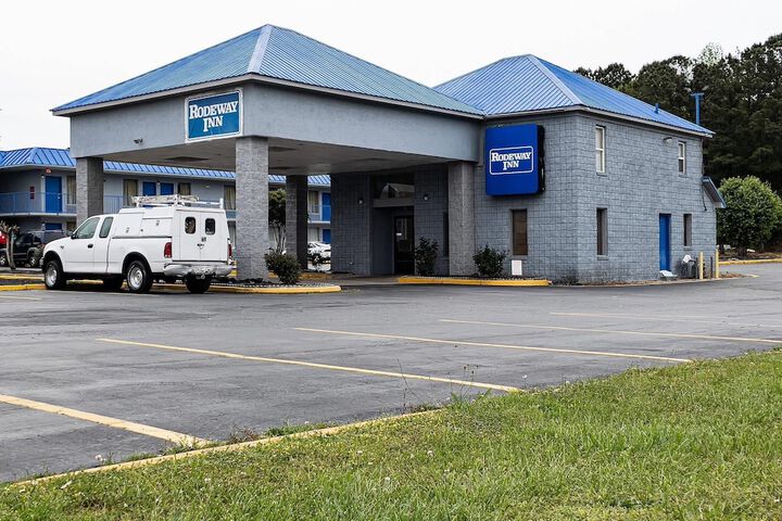 Rodeway Inn & Suites Carrollton