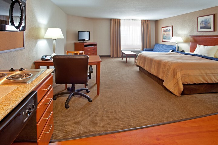 Room 12 of 18