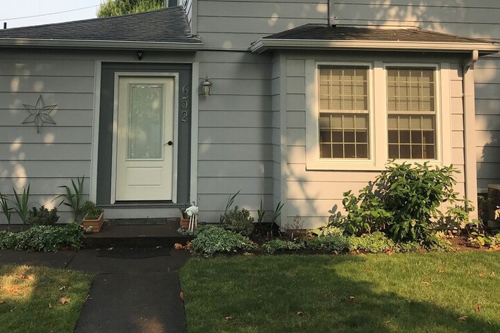 Kalmia Cottage