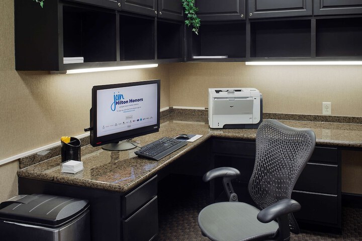 Business Center 68 of 68