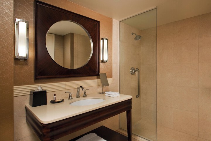 Sheraton Valley Forge Hotel King of Prussia