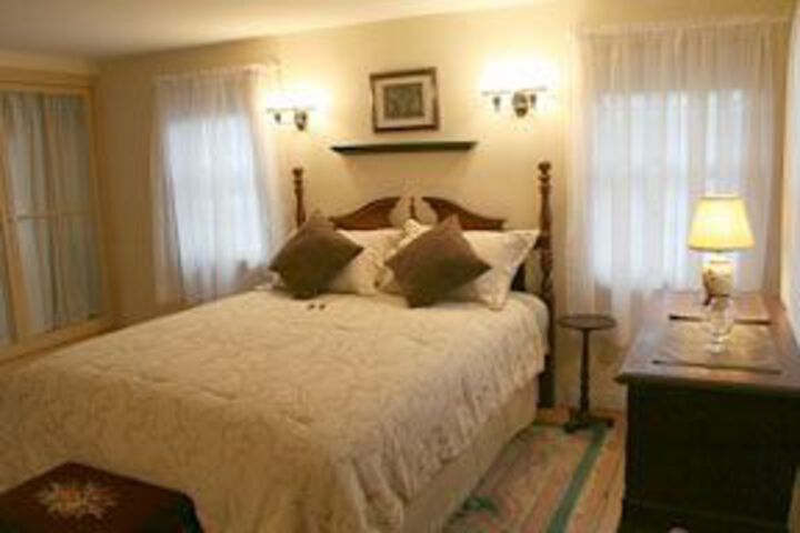 Longwood Country Inn
