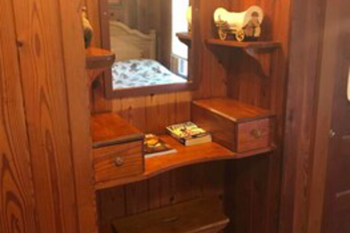 TWIN ELM GUEST RANCH