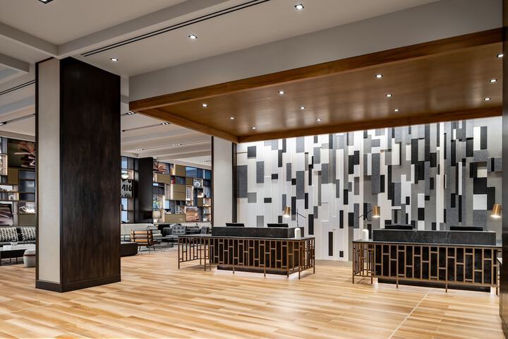 Sheraton Gateway Hotel in Toronto International Airport