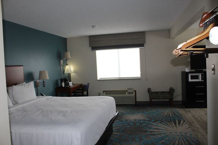 Room 40 of 64