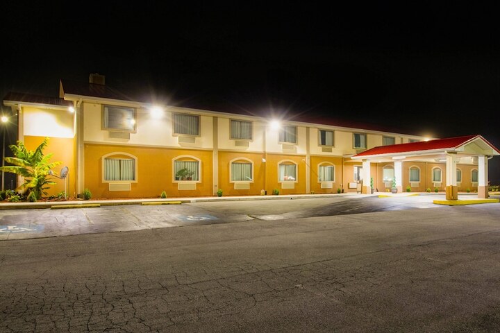 Hotel 3 of 34