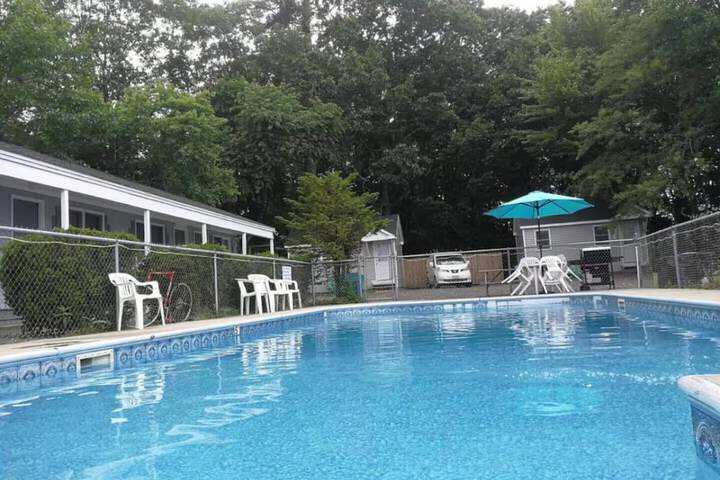 Marvin Gardens Motel