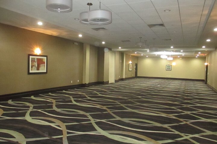 Ballroom/Hall 45 of 50
