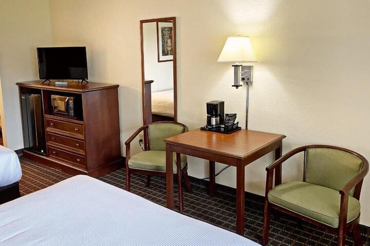 Room 14 of 31