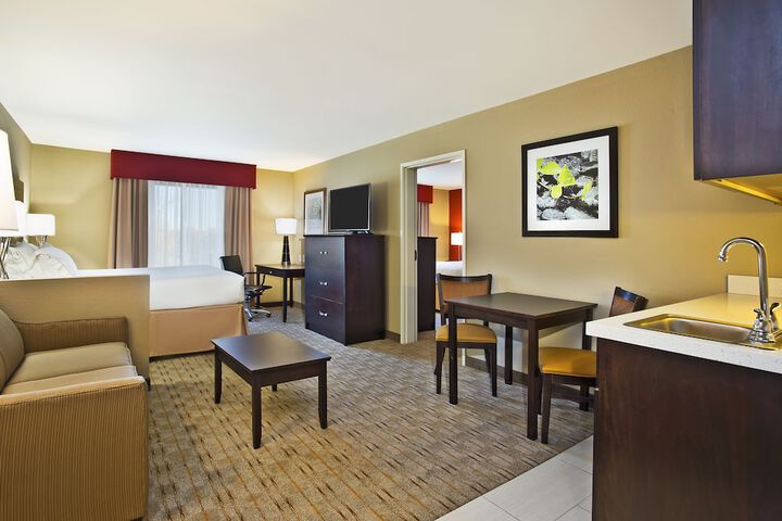Room 16 of 31