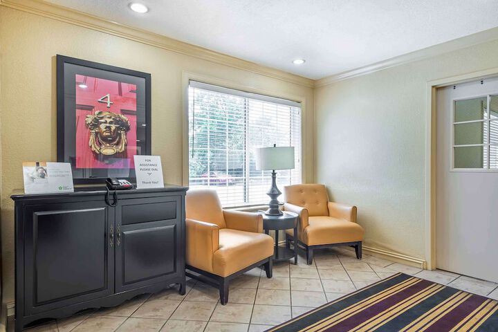 Extended Stay America Suites Newark Woodbridge