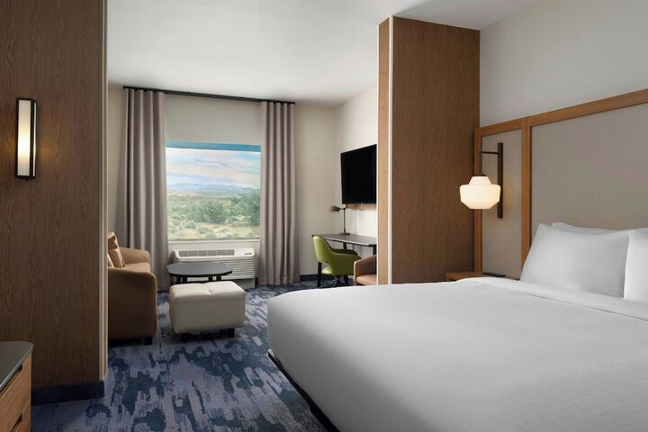 Room 7 of 27