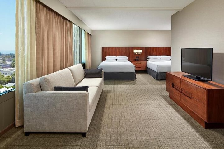 Room 17 of 49