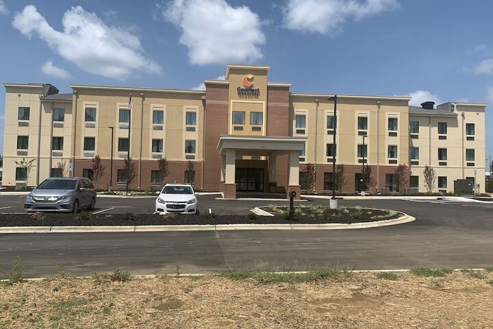 Hotel 2 of 71