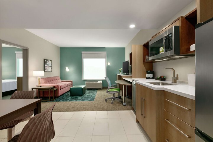 Room 26 of 43
