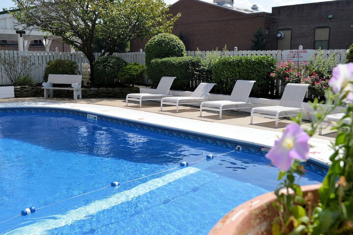 Pool 2 of 23