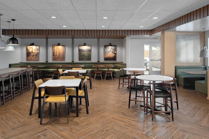 Fairfield Inn & Suites by Marriott Lake Geneva