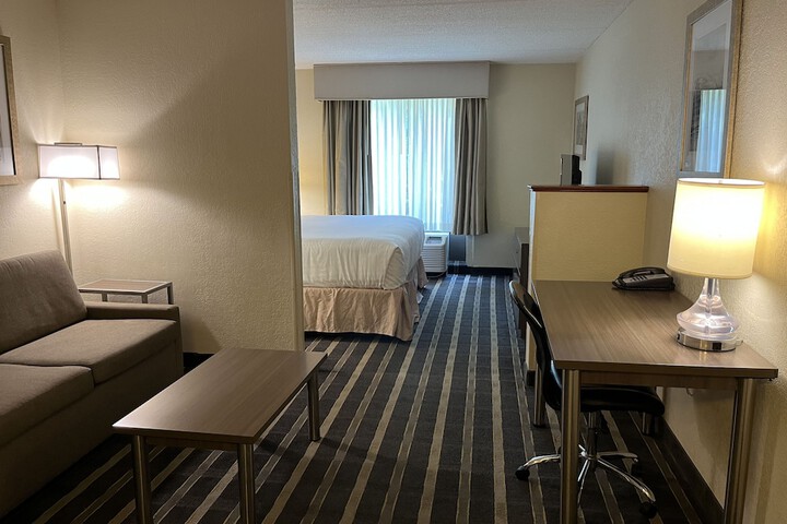 Room 11 of 43