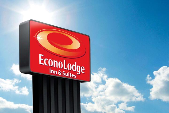 Regency Inn & Suites