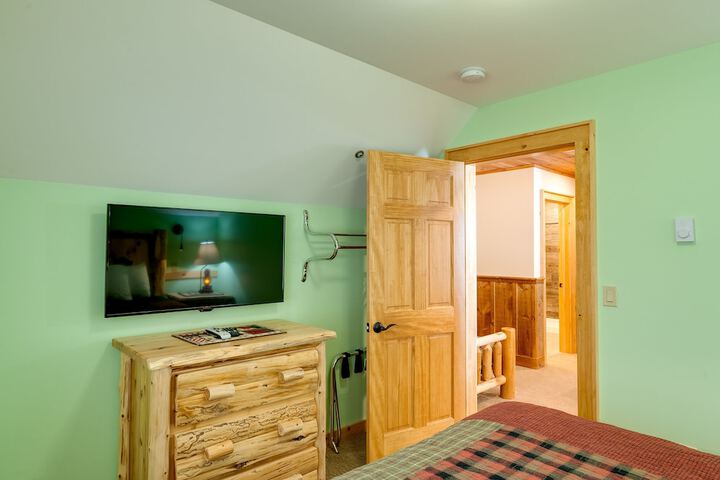 Room 20 of 153