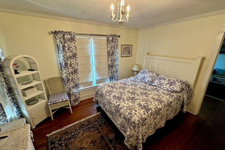 Room 26 of 63