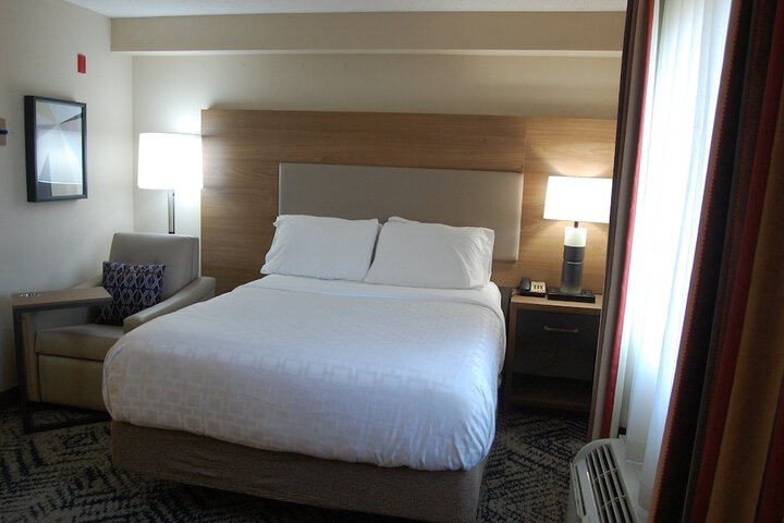 Room 36 of 51