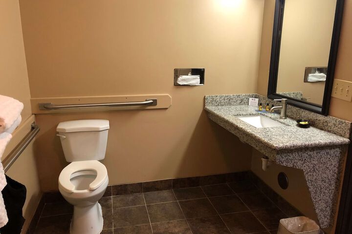 Best Western Plus Coldwater Hotel