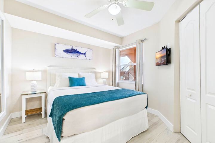 Surf Beach Treasure Island Resort