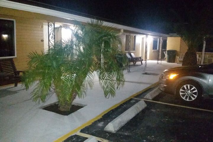Property Grounds 34 of 34