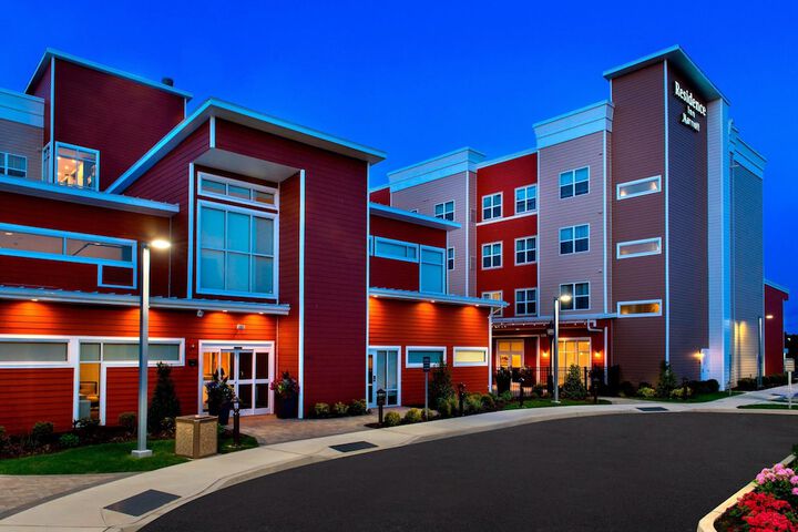 Hotel 2 of 57