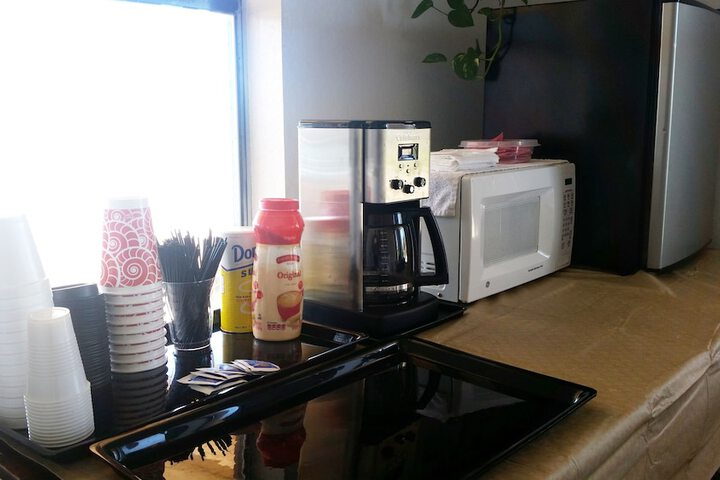 Breakfast/Coffee Service 29 of 30