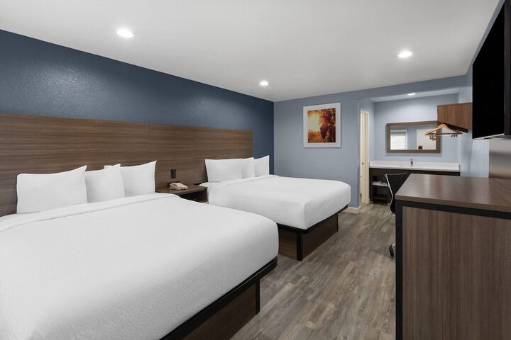 Days Inn by Wyndham Arroyo Grande / Pismo Beach