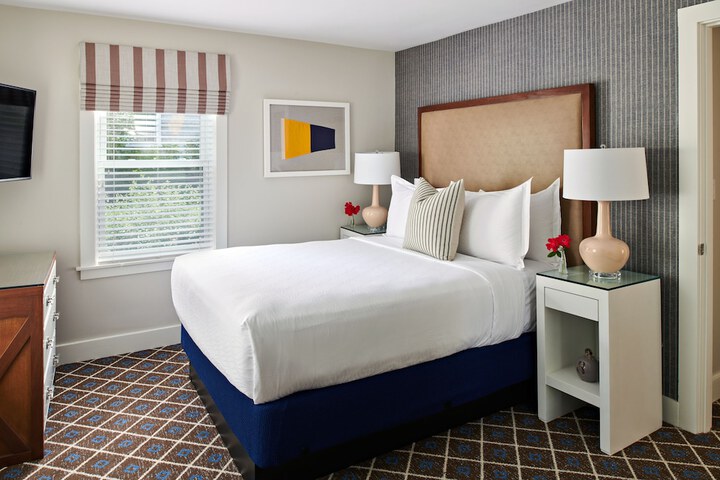 Harbor View Hotel