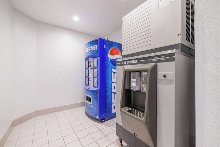 Motel 6 Auburn CA