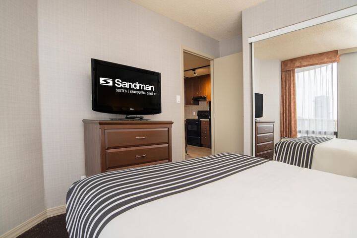 Room 16 of 47