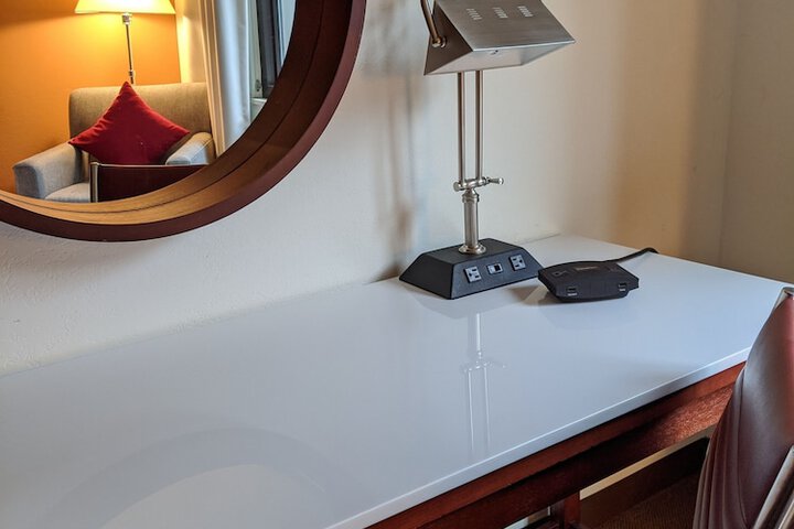 Four Points by Sheraton Boston Logan Airport Revere