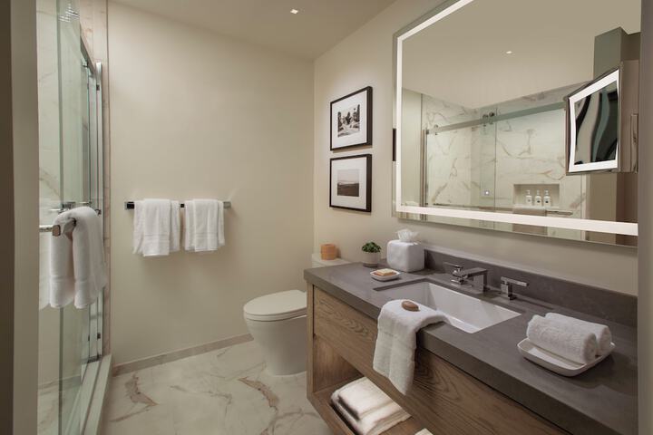 Room 10 of 35