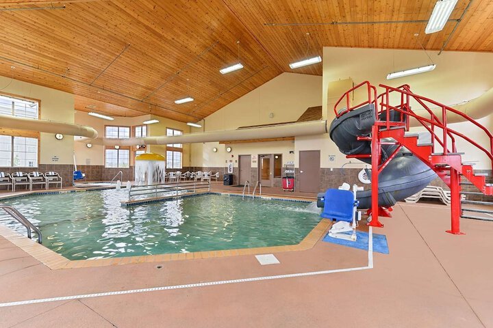 Pool 10 of 126