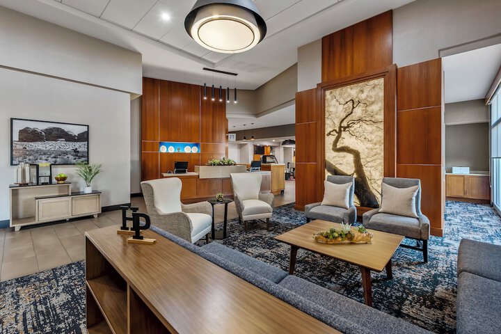 Hyatt Place Phoenix / Chandler-Fashion Center