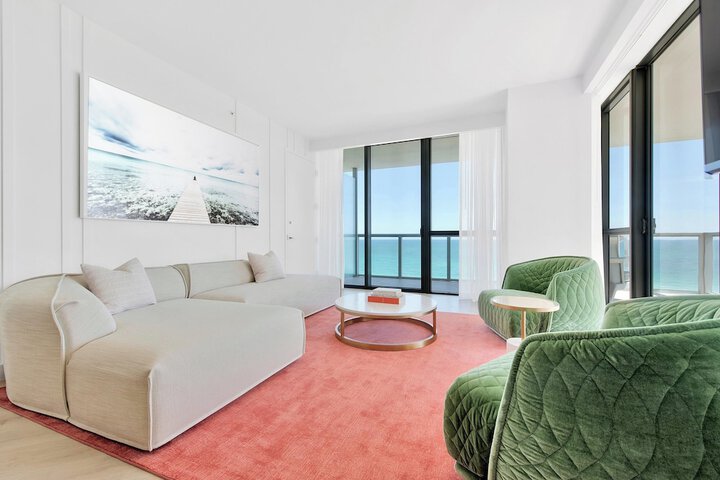 W South Beach