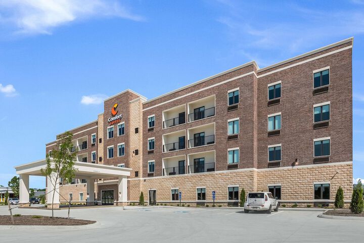 Hotel 2 of 57