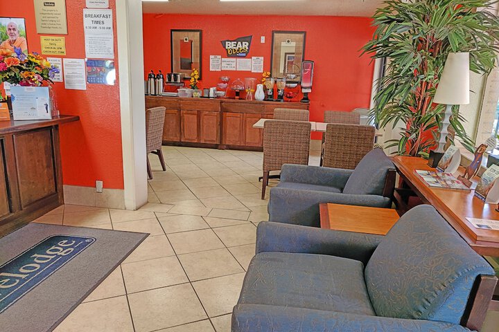 Hotel Interior 12 of 36