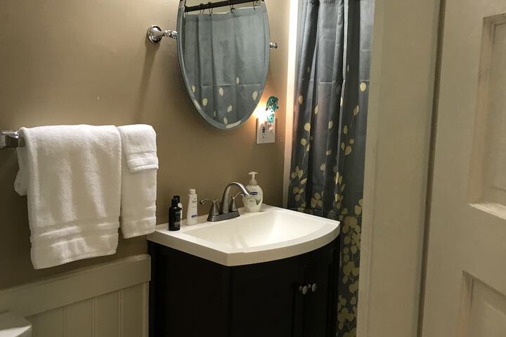 Mountain Meadows Inn
