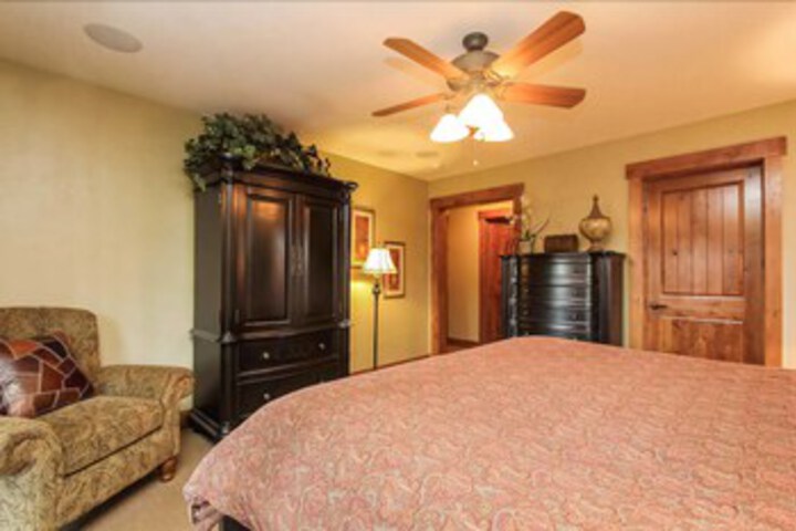 Discovery Chalet 164 - Three Bedroom Chalet